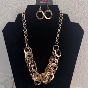 Paparazzi Gold Circle Necklace and Earring Set